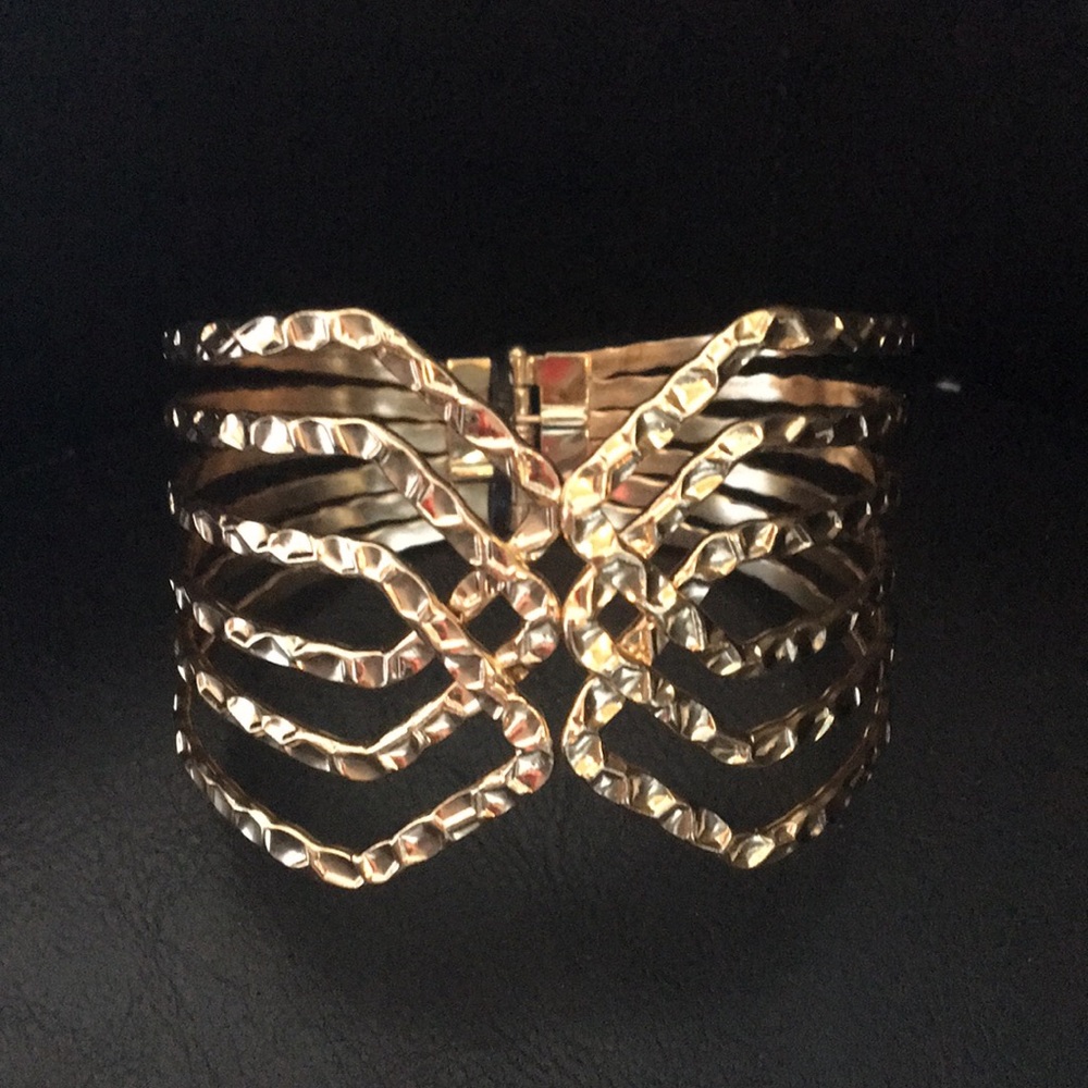 New Guess Hinged Gold Cuff Bracelet